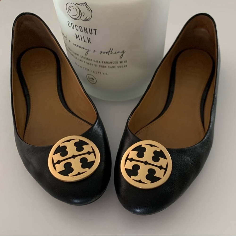 Tory Burch flat shoes